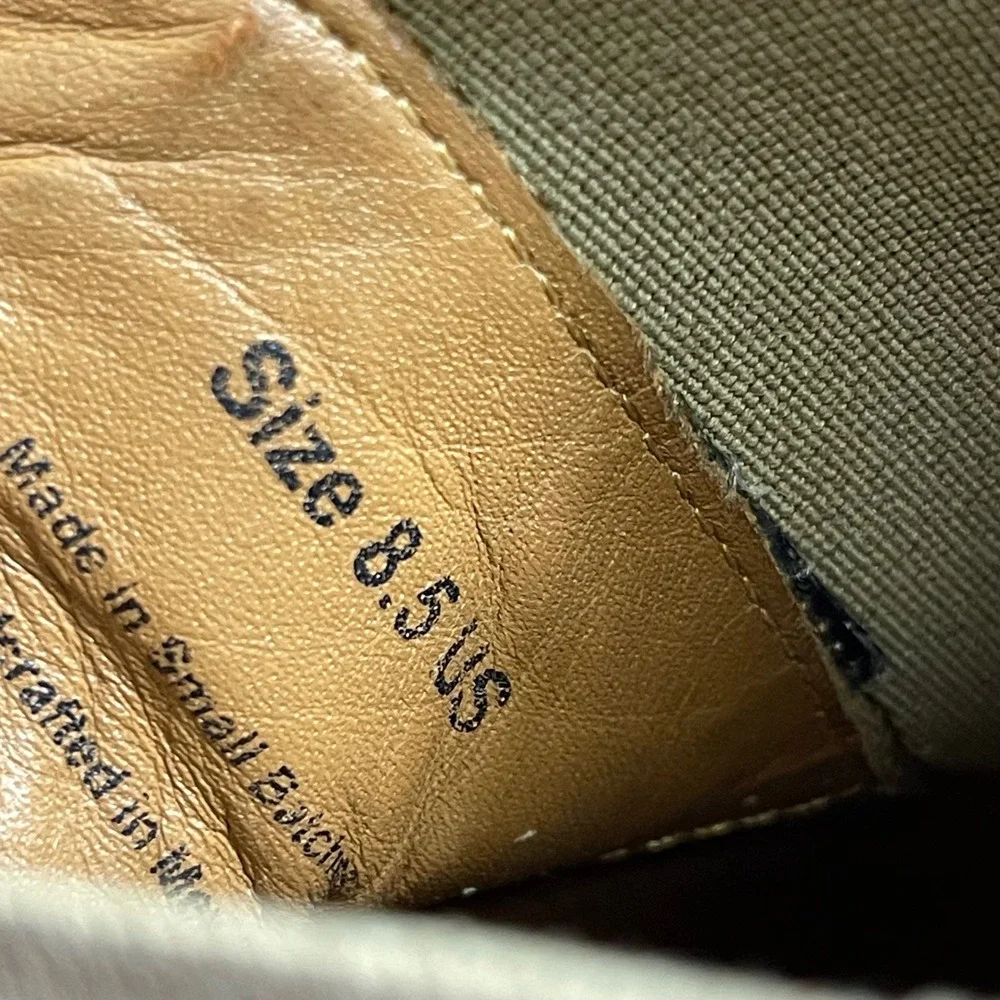 Thursday Boot Company Cavalier Chelsea Boot Sandstone Suede Pull On Men's 8.5 US